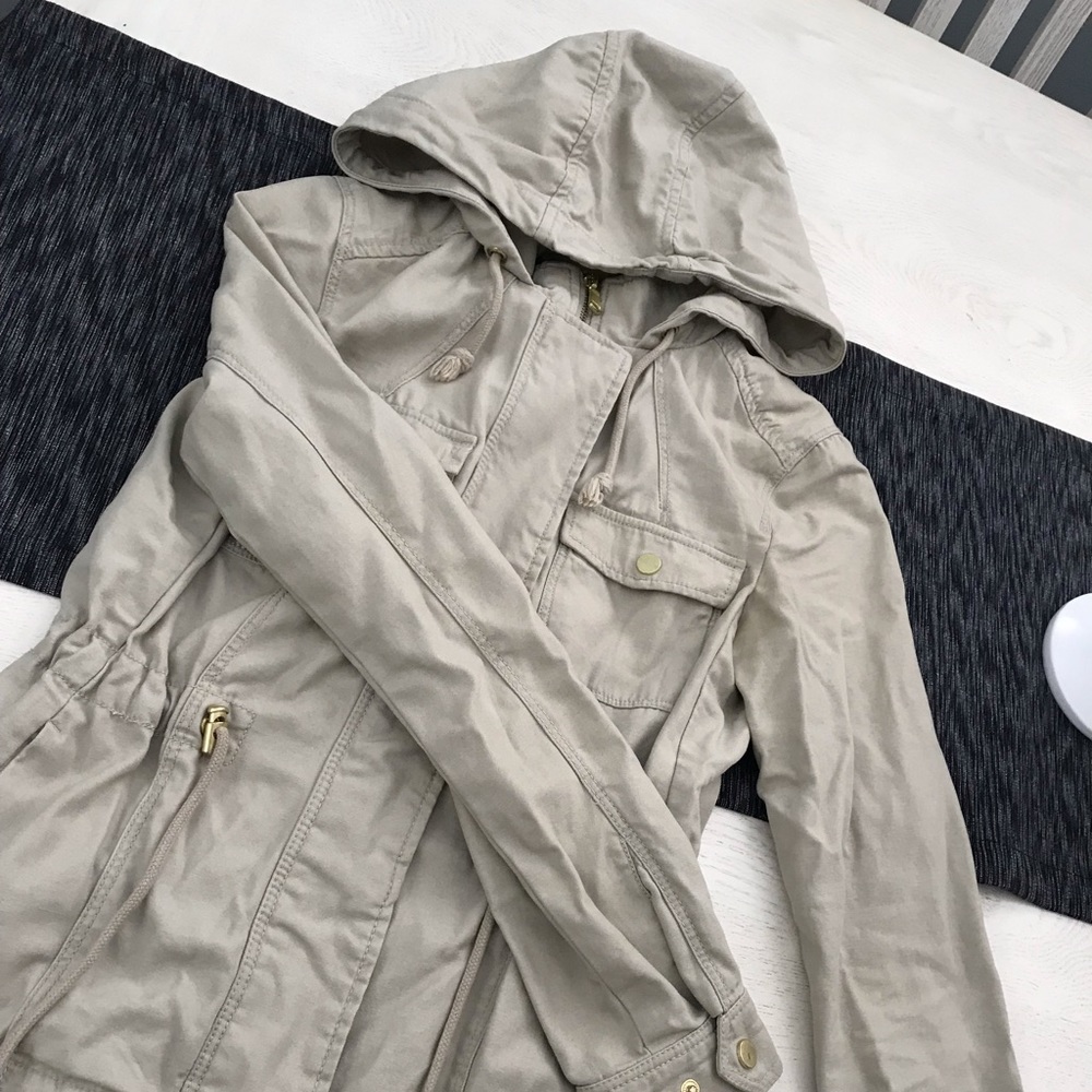 Tan lightweight jacket